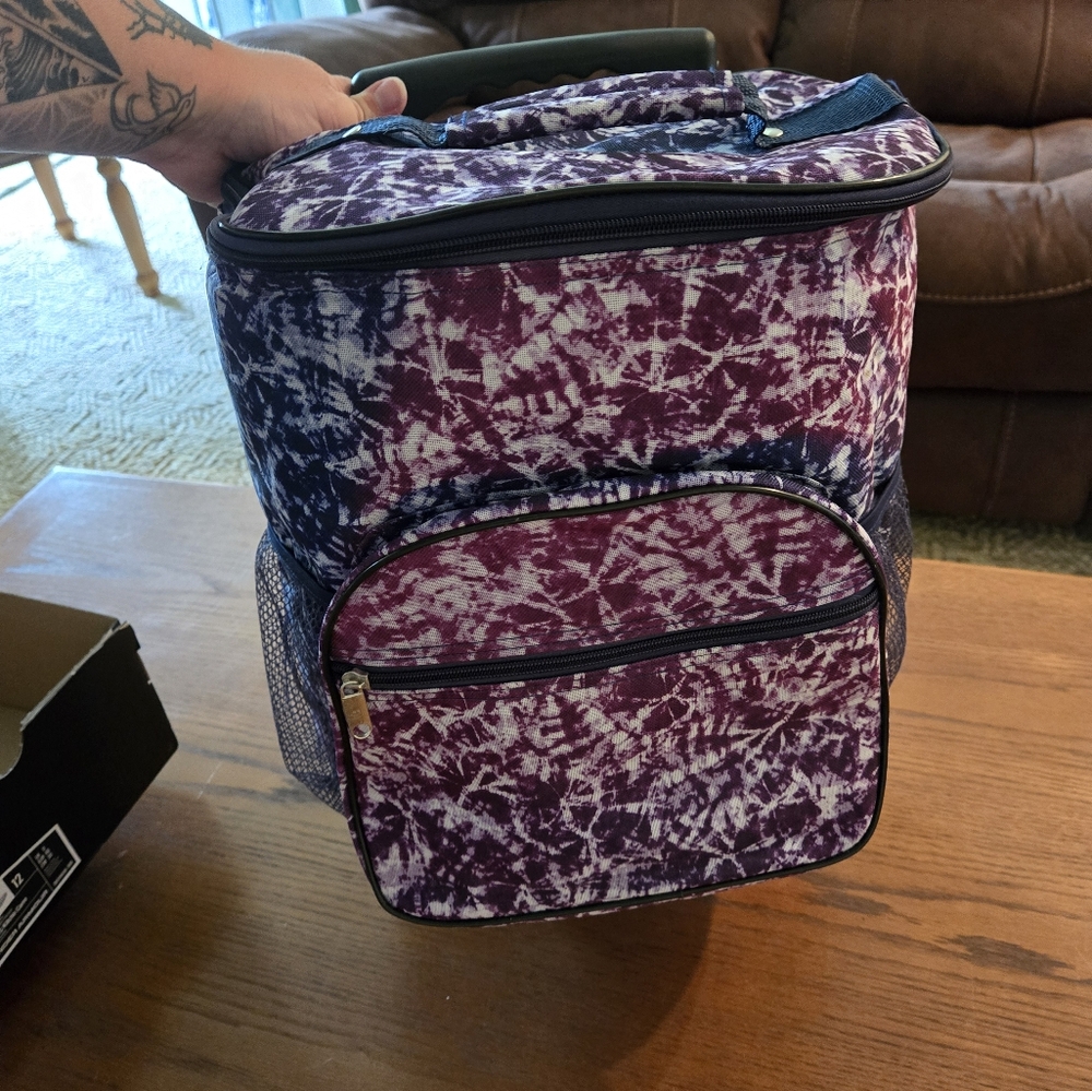 COPY - Roller Cooler Bag Damage Handle